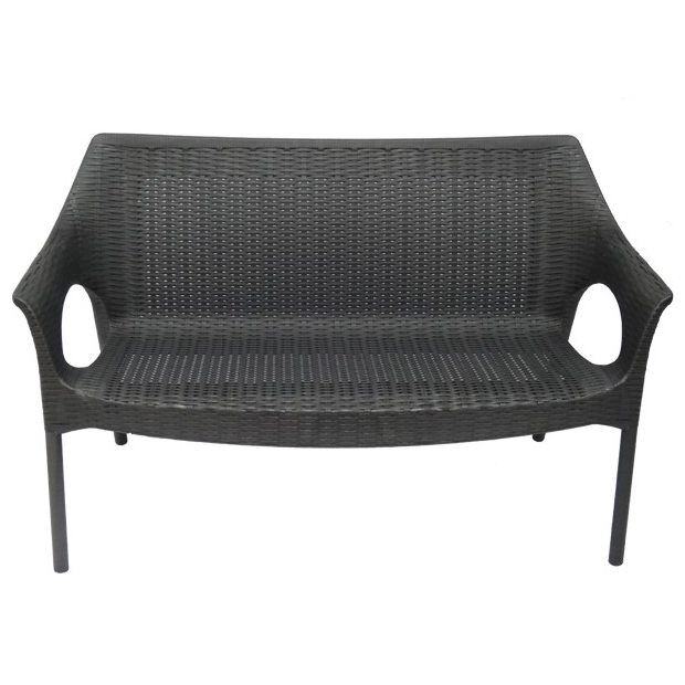 2 seat rattan sofa.jpg